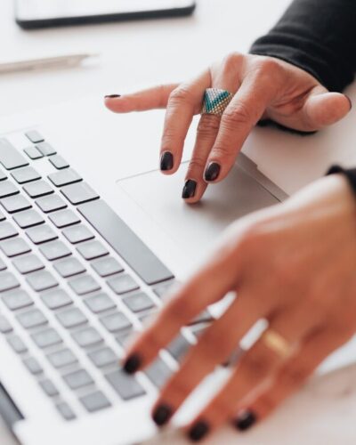 Blogging and pinterest services